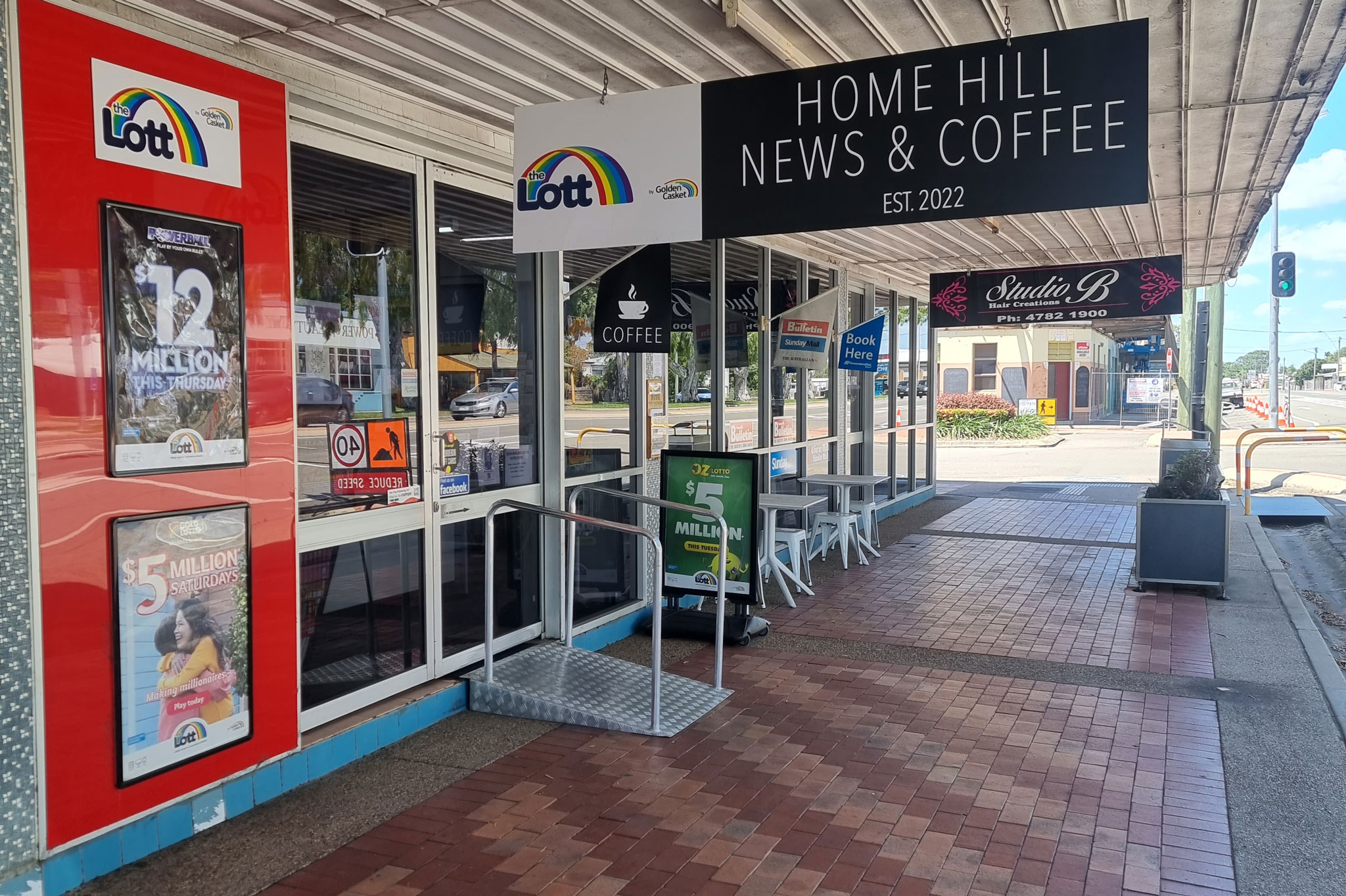 Home Hill News and Coffee Outside