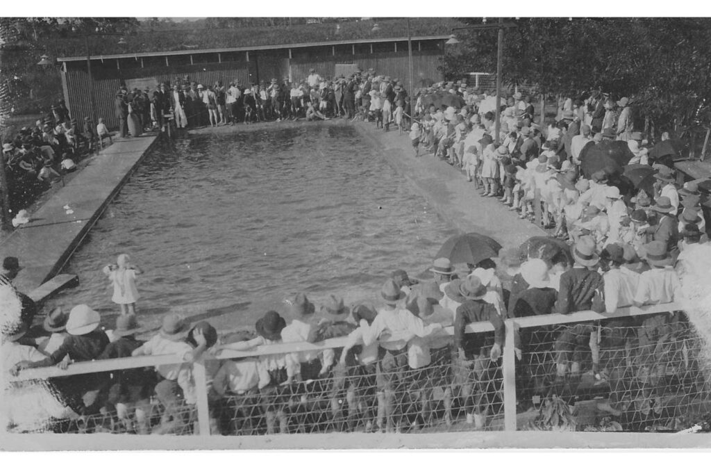 HHSS Swimming pool opening May 1927 John Readford collection