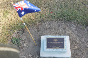 Commemorative headstone and bronze service plaque
